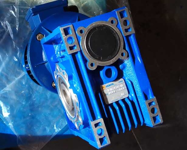 絲束水洗機(jī)減速機(jī)，NMRV050-15-0.12KW,NMRV050減速器